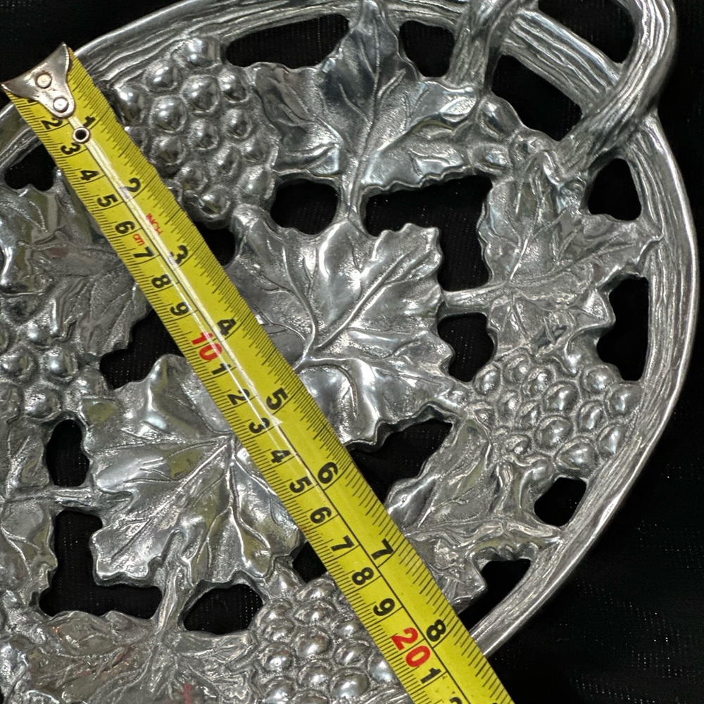 Vintage Wilton Armetale Aluminum 12" Grape Pattern Serving Tray